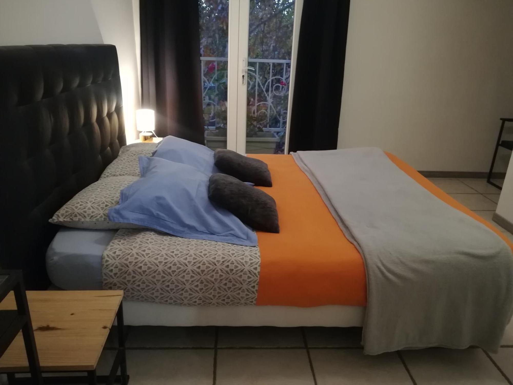 ル・トール Au Pays Du Ventoux Bed & Breakfast 部屋 写真